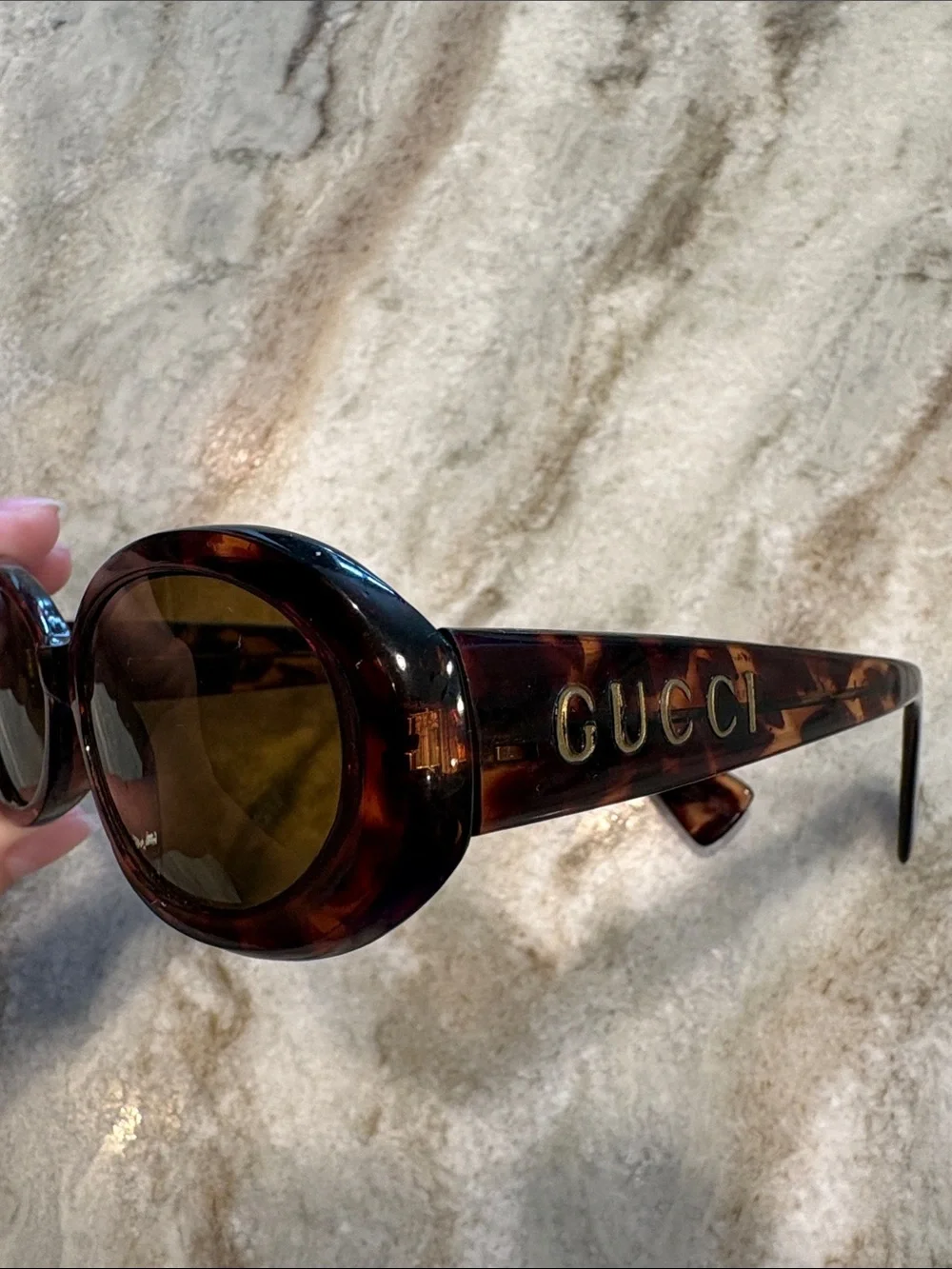 Vintage Designer Tortoiseshell Oval Women’s Sunglasses
